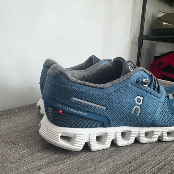 On Running Cloud 5 Stellar Eclipse Men's Size 7 Women’s 8.5 - 59.98374 ANV ZL - Picture 3 of 13